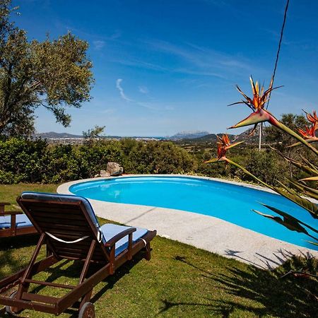 Villa Peditoltu ออลเบีย ภายนอก รูปภาพ