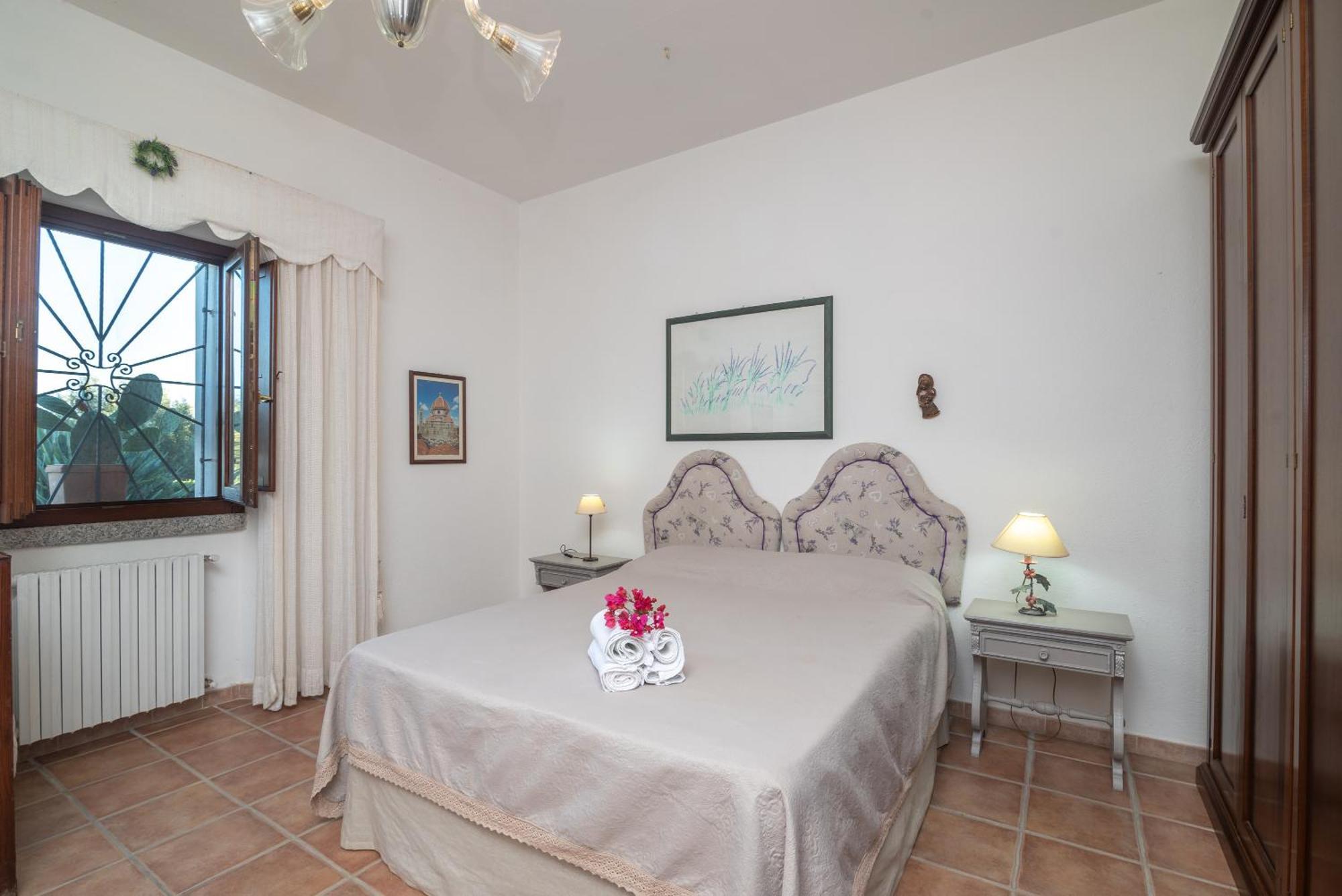 Villa Peditoltu ออลเบีย ภายนอก รูปภาพ