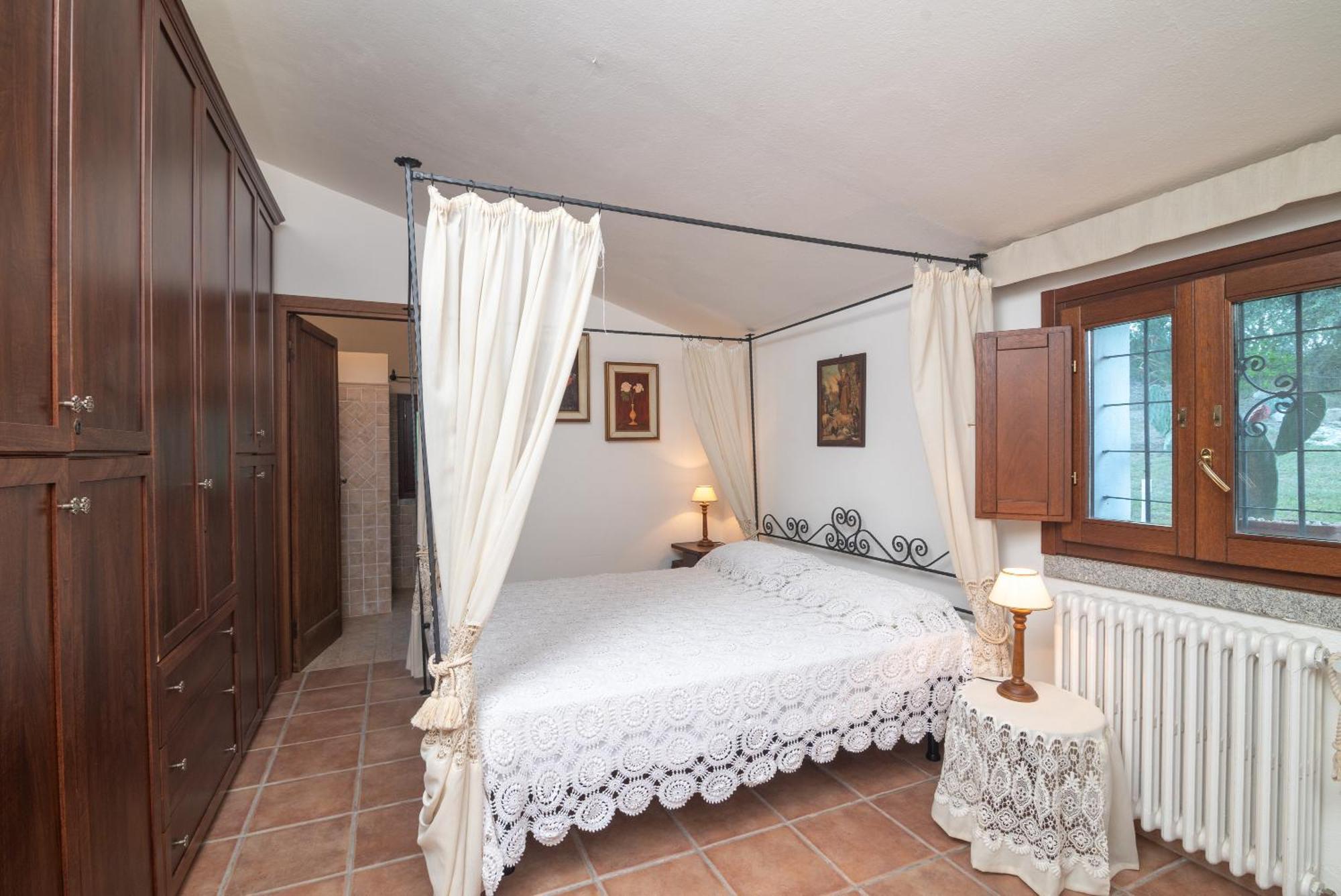 Villa Peditoltu ออลเบีย ภายนอก รูปภาพ