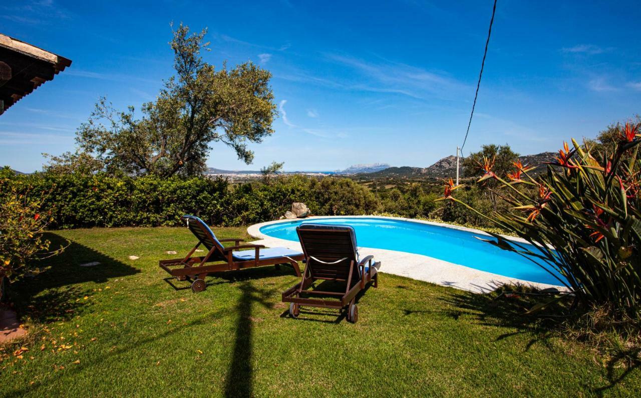 Villa Peditoltu ออลเบีย ภายนอก รูปภาพ